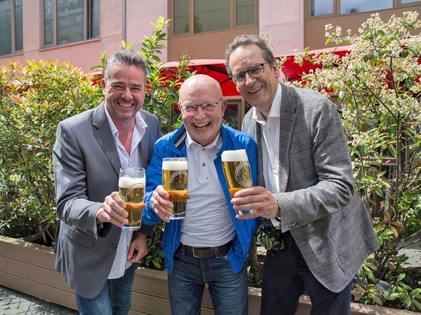  Freuen sich auf das 32. Leipziger Stadtfest: Roman Knoblauch (Moderator), Bernd Hochmuth (Gesamtorganisator des Leipziger Stadtfestes) und Volker Bremer (Leipzig Tourismus und Marketing GmbH). Foto: Andreas Schmidt