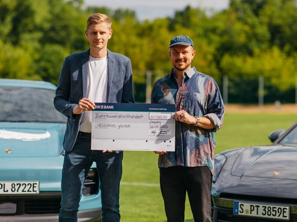 Scheckübergabe beim Leipziger Rasen Cup 2025, Foto: Porsche AG