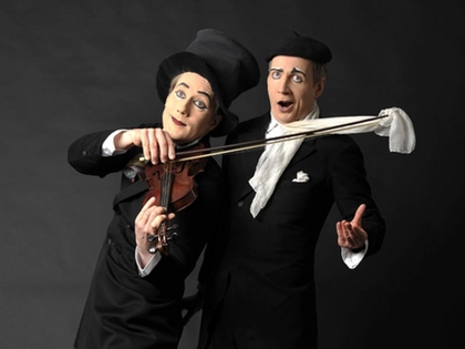 Premiere "Bilder ohne Worte" in der Schaubühne Lindenfels Leipzig Premiere "Bilder ohne Worte" in der Schaubühne Lindenfels Leipzig