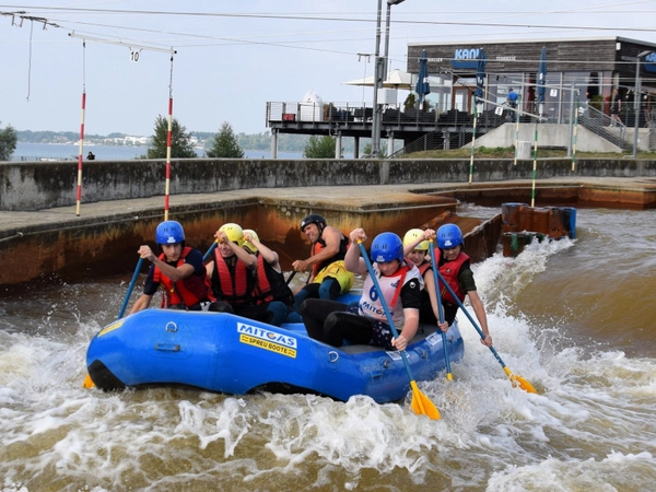 MITGAS Schüler-Rafting im Kanupark, Foto: Kanupark Markkleeberg