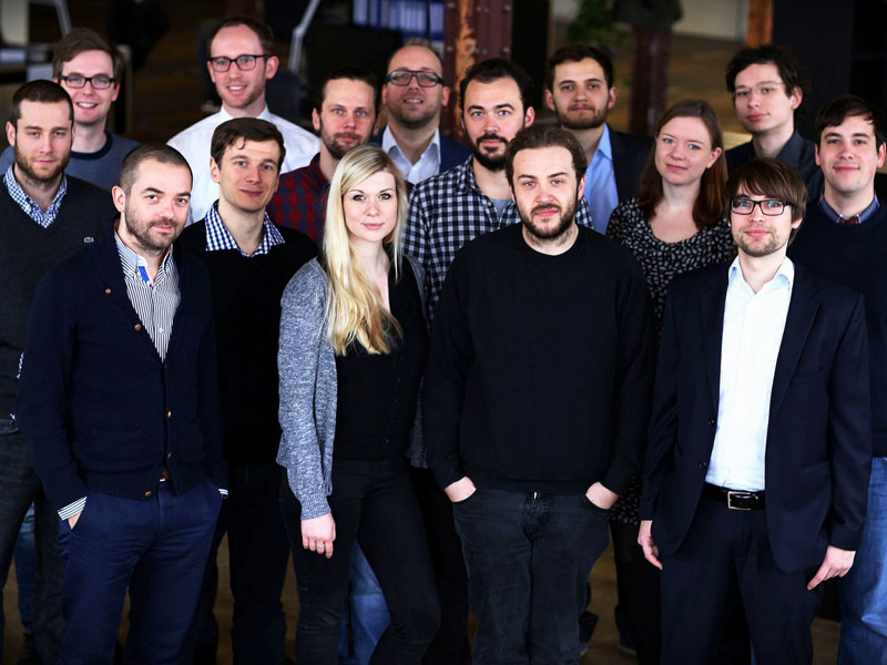 Sechs Startups arbeiten in der 1. Klasse des SpinLab The HHL