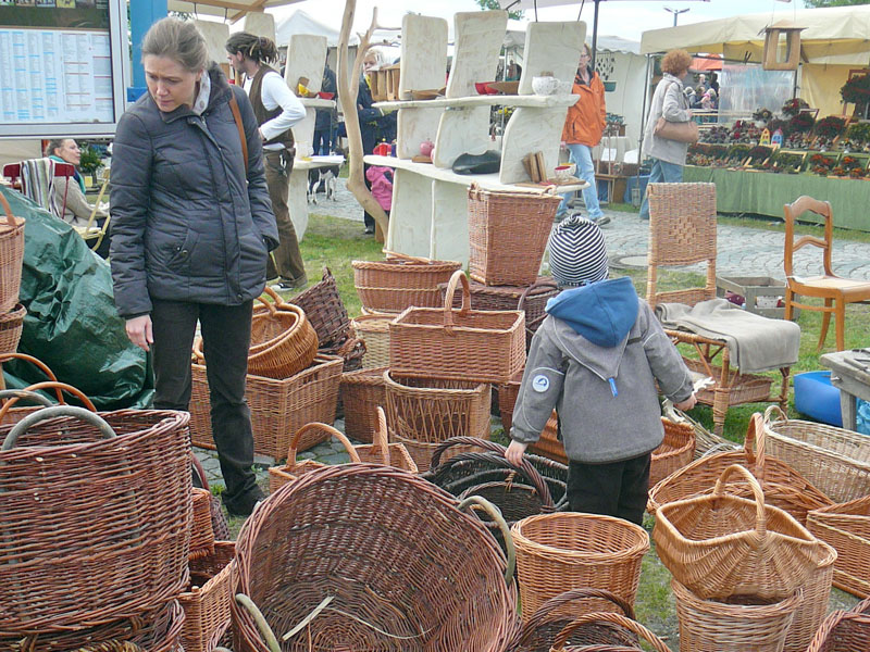 Handwerker- und Töpfermarkt in Markkleeberg am Cospudener See, Quelle: Peggy Nothnagel Handwerker- und Töpfermarkt in Markkleeberg am Cospudener See, Quelle: Peggy Nothnagel